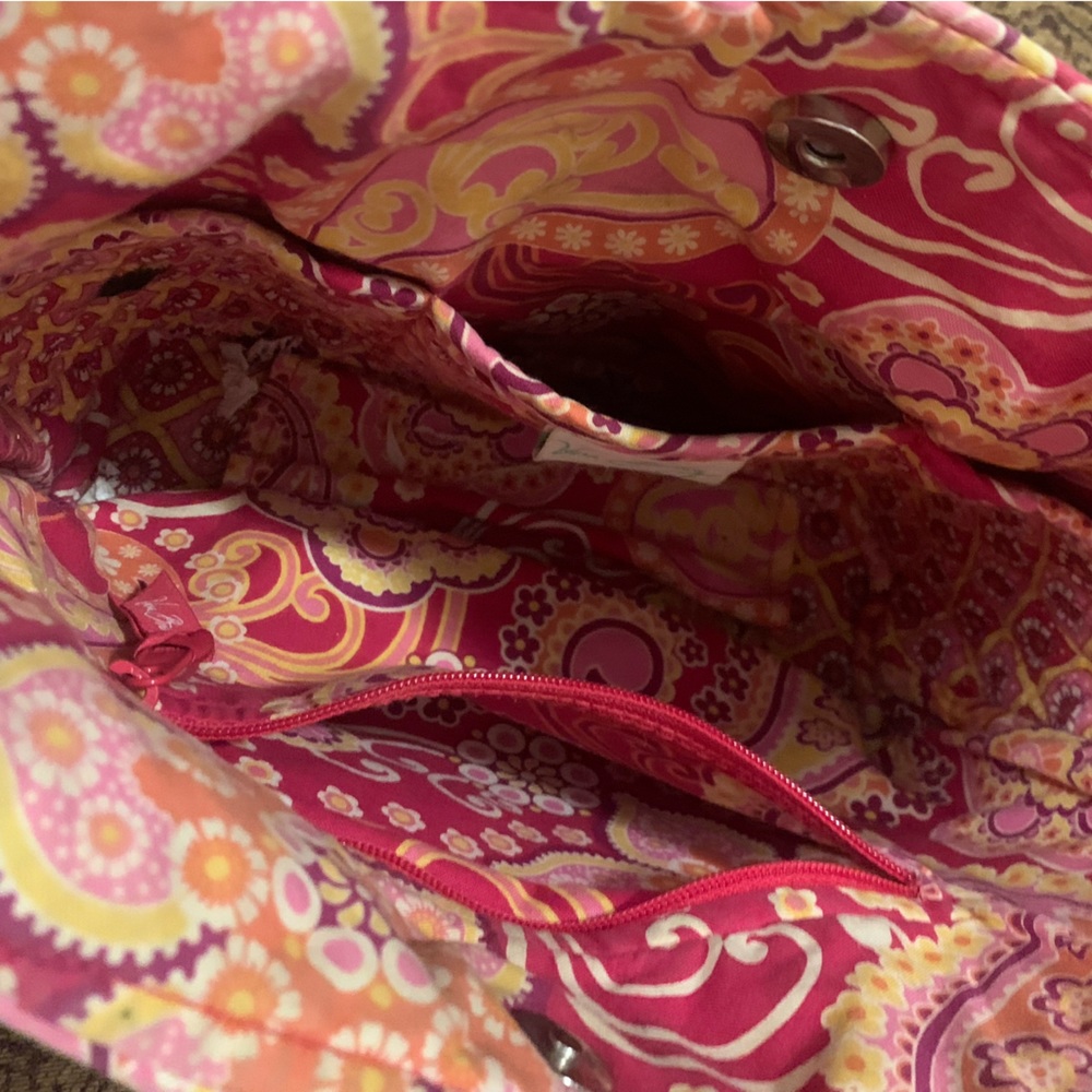 Vera Bradley - Picture 5 of 10